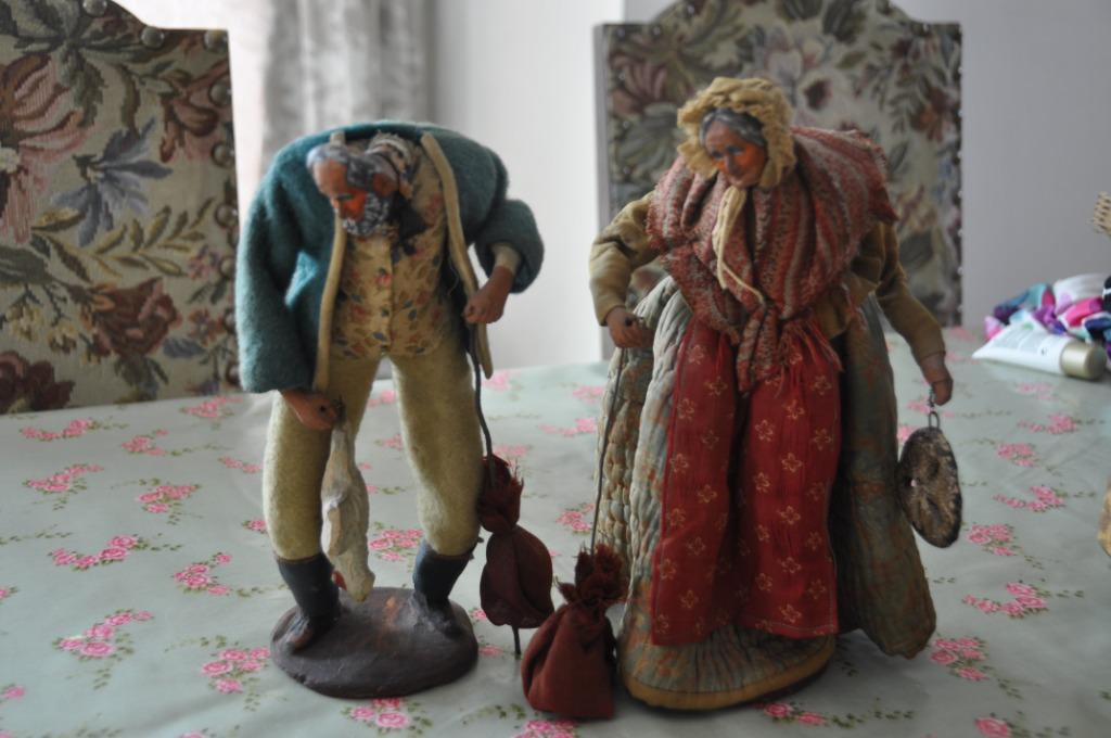 * 2 zeer oude Santons, koppel, S Jouglas, Ophalen of Verzenden