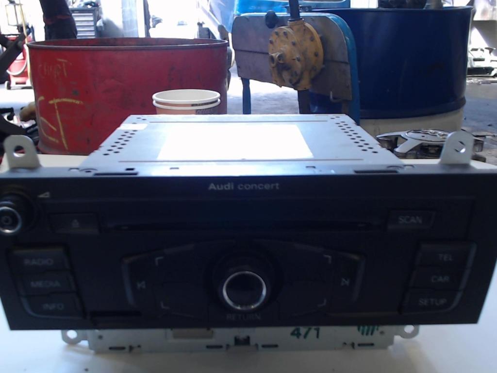 Autoradio Audi A4 3 2008-2011 8T1035186P LP/13314, Autos : Pièces & Accessoires, Tableau de bord & Interrupteurs, Audi, Utilisé