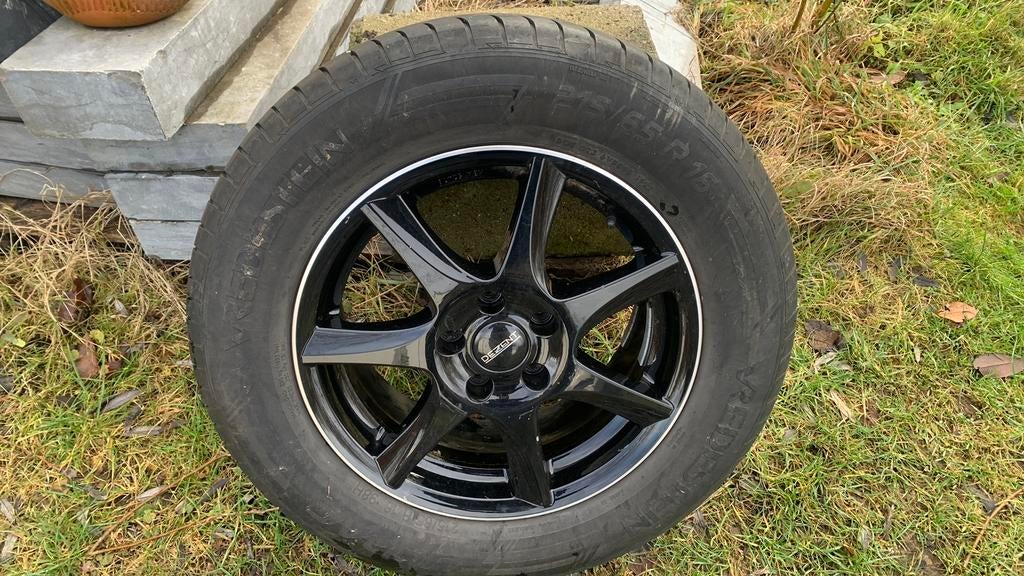 Pneu vredestein  215/65r16, Enlèvement