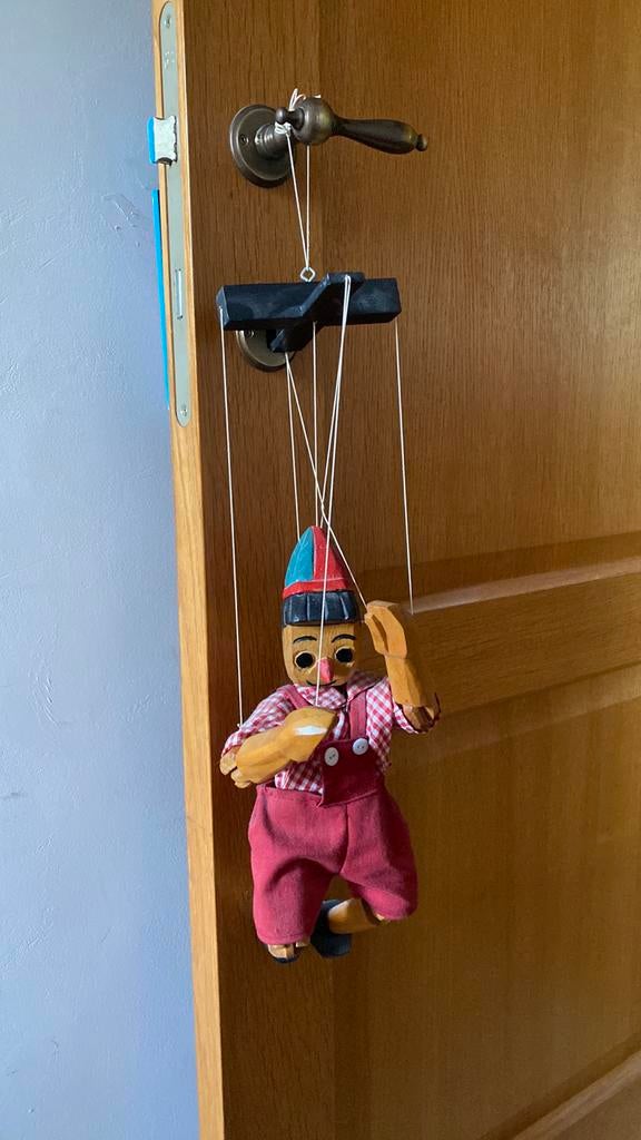 Ancien Pinocchio en bois excellent état