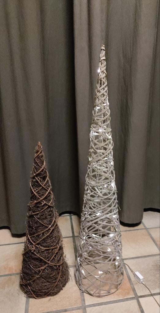 Kerstboom met verlichting, Diversen, Kerst, Ophalen