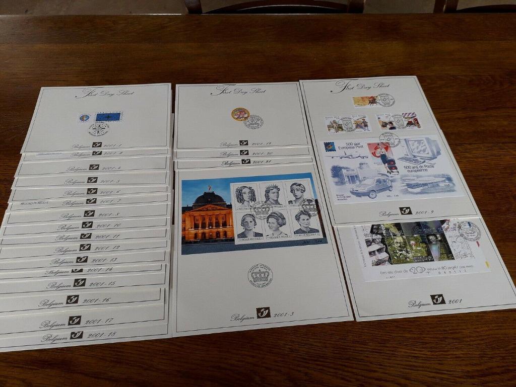 Année 2001 : année complète FDS (22 pièces), Timbres & Monnaies, Enlèvement