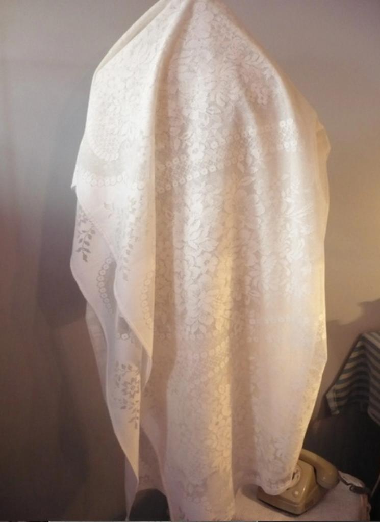 Vintage gordijn, Huis en Inrichting, 100 tot 150 cm, 200 cm of meer, Ophalen of Verzenden, Zo goed als nieuw