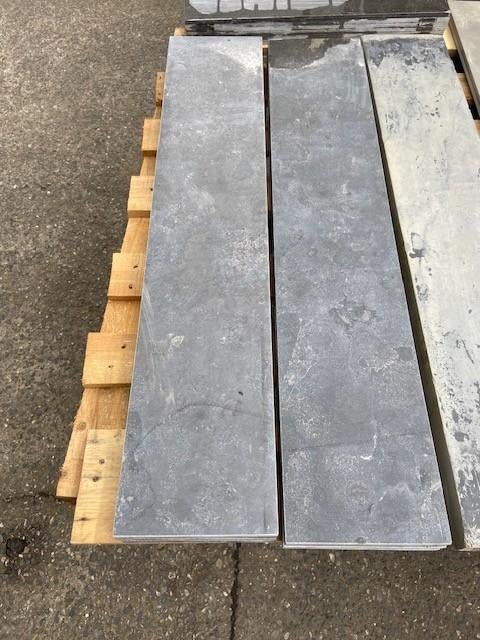 TABLETTES EN PIERRE BLEUE - YARREST, Jardin & Terrasse, Pavé & Dalles, Neuf, Autres types, Moins de 5 m², Enlèvement