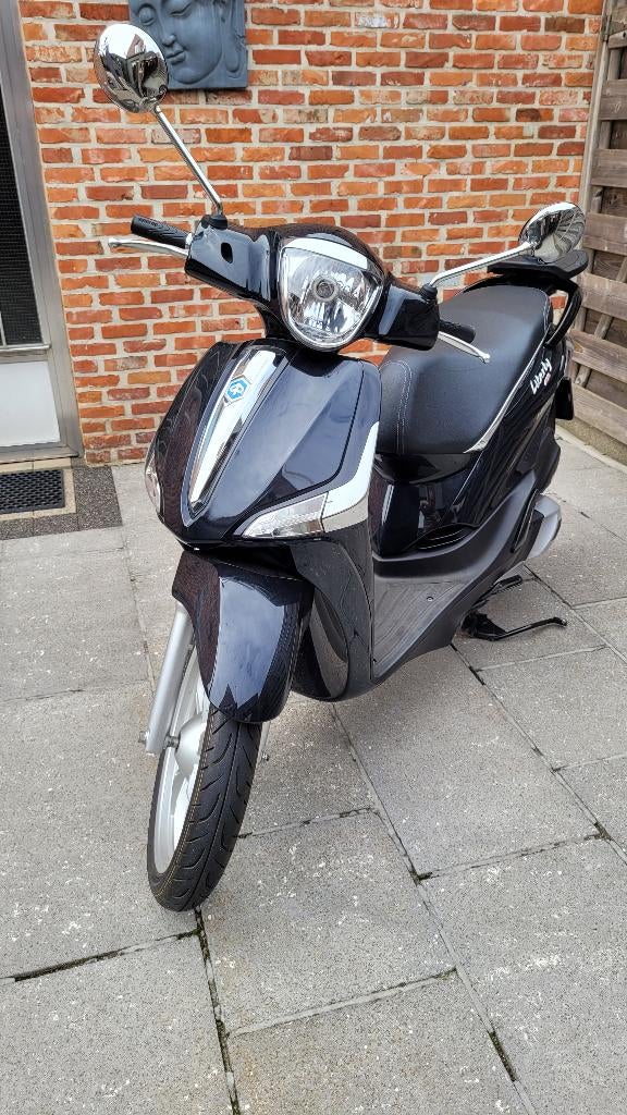 scooter piaggio 125 cc, Fietsen en Brommers, Ophalen, 125 cc, Benzine