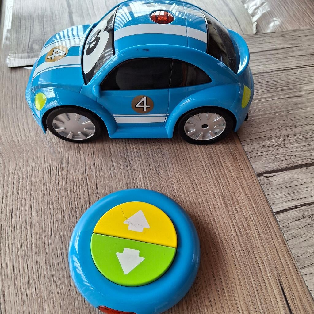 voiture 1 er age téléguidée, Enlèvement, Utilisé