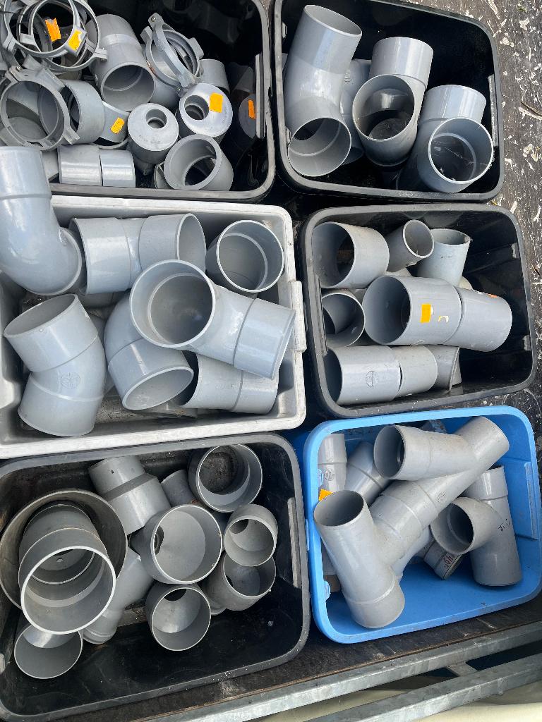 LOT RACCORD PVC, Bricolage & Construction, Neuf, 80 mm ou plus, PVC, Enlèvement