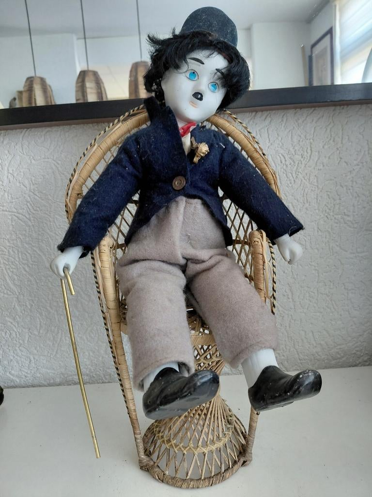 Charlie chaplin op stoel, Antiek en Kunst, Curiosa en Brocante, Ophalen of Verzenden