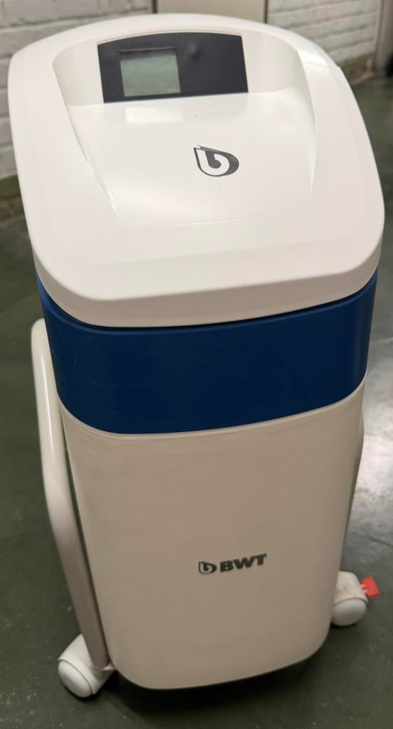 Adoucisseur d’eau BWT Perla Silk M 15L (PS15UK), Ophalen, Zo goed als nieuw, Waterontharder met zout