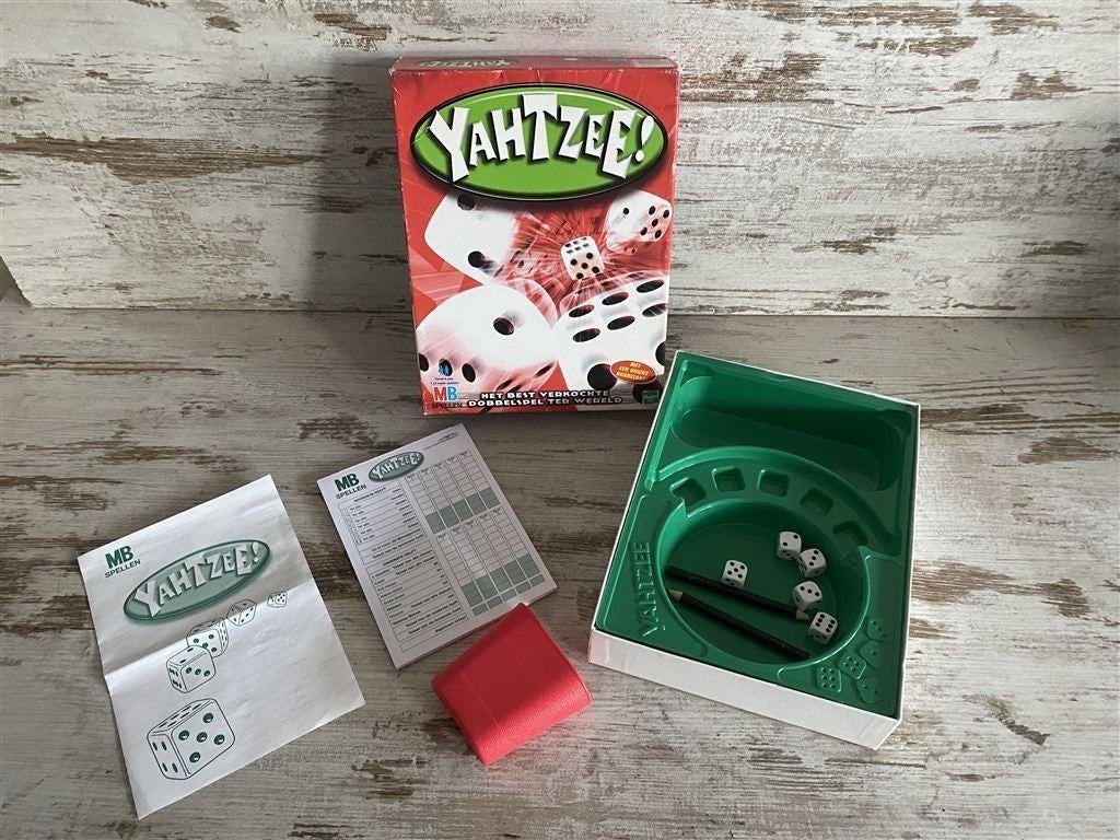 Yahtzee! mb spellen nieuwere versie [s1000], Hobby en Vrije tijd, Verzenden, Zo goed als nieuw