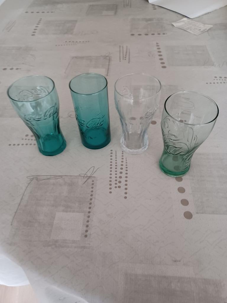 Coca Cola glazen 4 stuks, Verzamelen, Glas en Drinkglazen, Ophalen of Verzenden