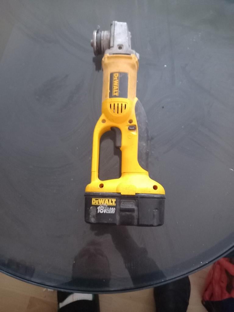 meuleuse d angle dewalt dc410 sans chargeur, Enlèvement