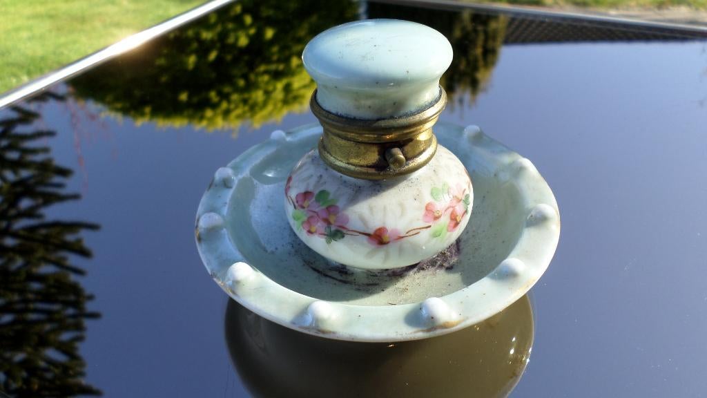 Ancien encrier en porcelaine, Enlèvement ou Envoi