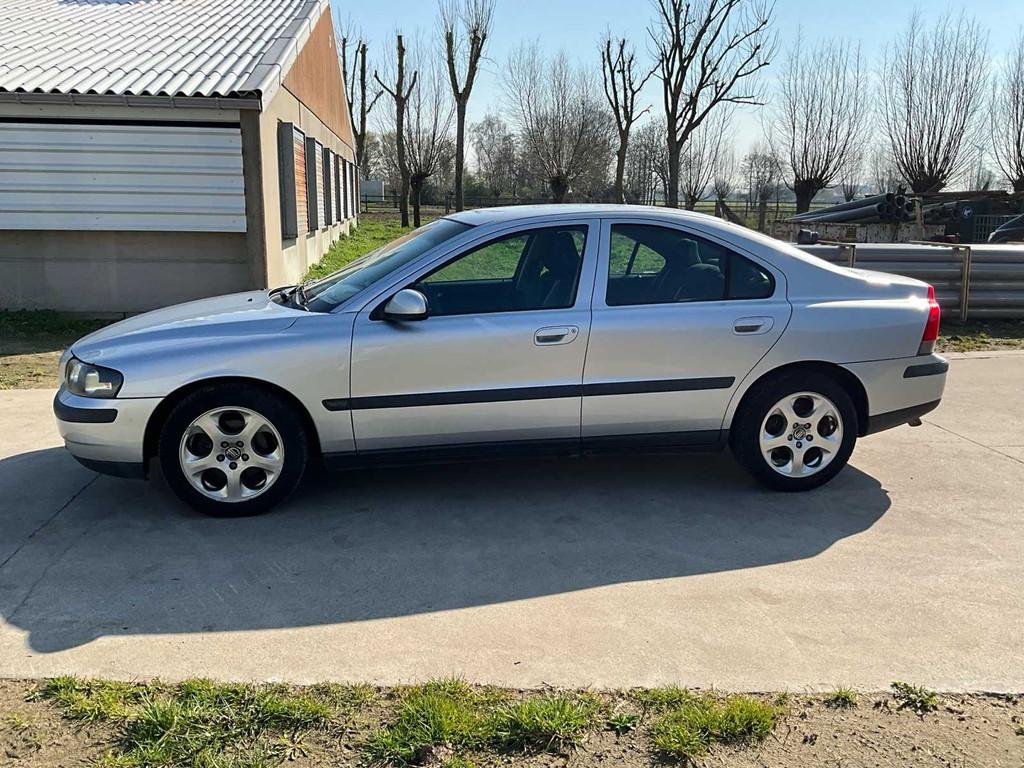 Volvo S60 Voiture de tourisme 2002, Autos, Volvo, Achat, Entreprise, Boîte manuelle, S60
