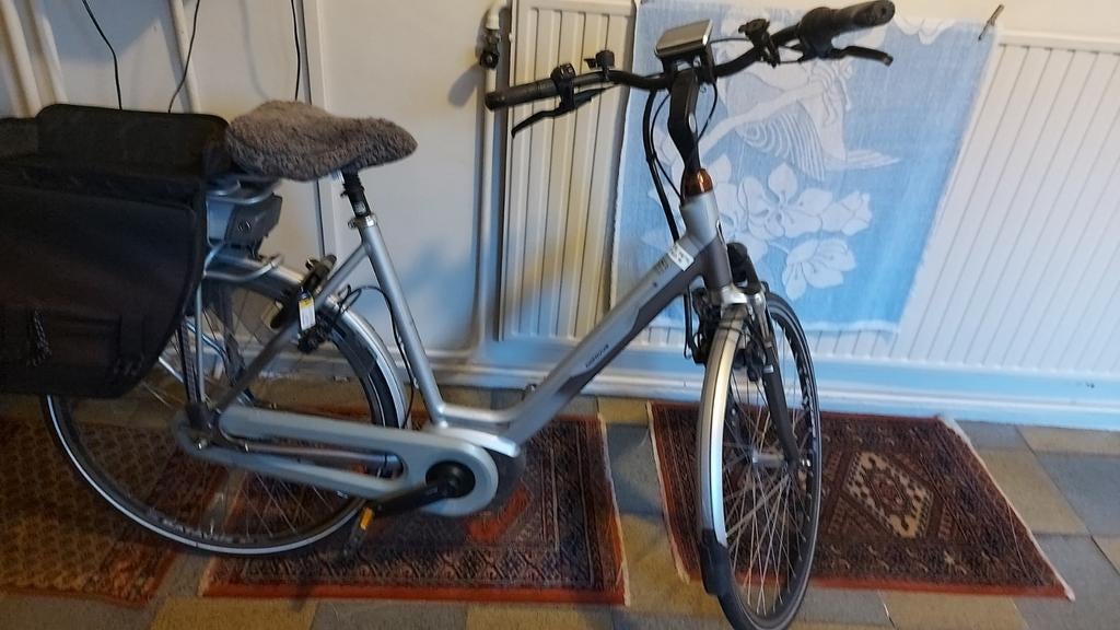 Elektrische damesfiets, Ophalen, Batavus, Zo goed als nieuw, 51 tot 55 cm