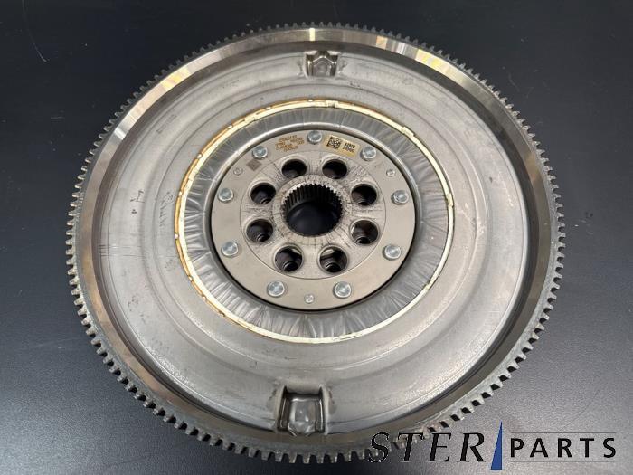 Volant moteur d'un Mercedes A-Klasse, Autos : Pièces & Accessoires, 3 mois de garantie, Utilisé, -, -