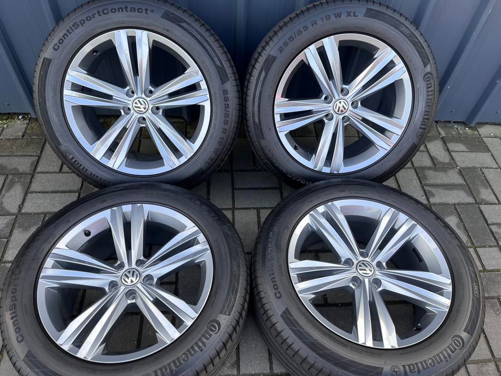 Jantes Sebring Touareg R-Line 255/50/19 été Continental neuf, Neuf, Pneus et Jantes, 255 mm, Pneus été