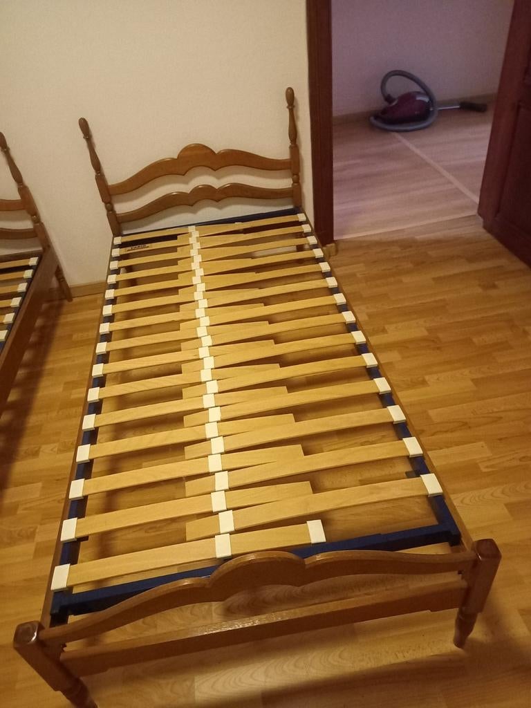 Lit vintage d'une personne et sommier, Maison & Meubles, Enlèvement, Une personne