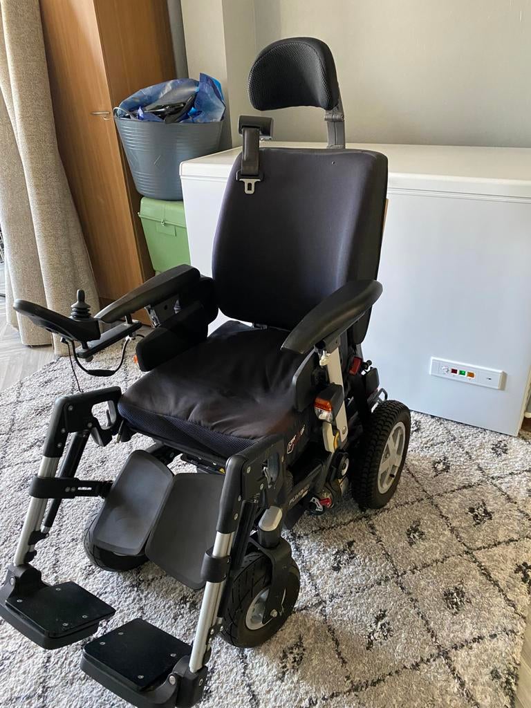 1 -2 maal gebruikt merk puma 40, Diversen, Ophalen, Zo goed als nieuw