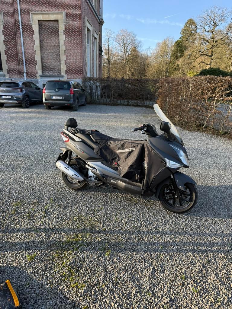 Sym gts 125cc 2015 +tucuano, Fietsen en Brommers, Ophalen of Verzenden, Zo goed als nieuw