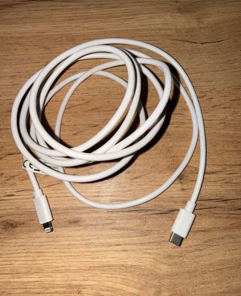 Superbe câble de charge et de données USB-C vers Lightning., Enlèvement, Comme neuf