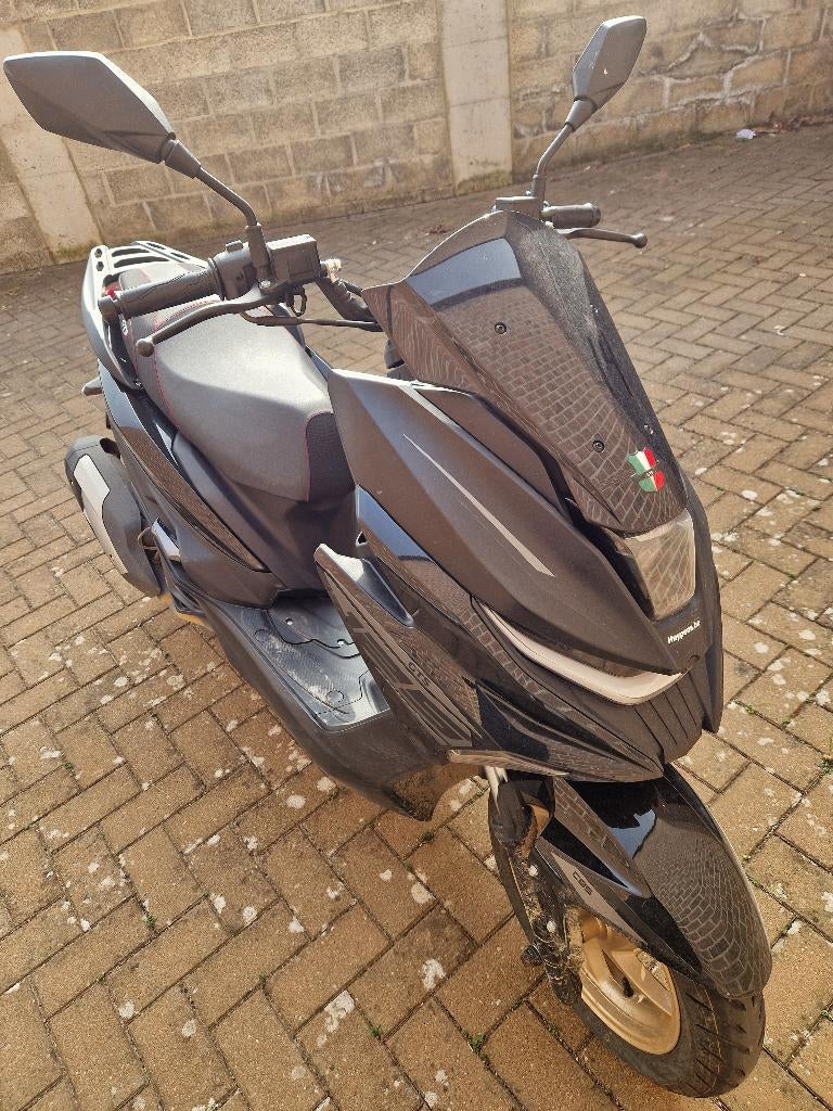 GTS atitude 125 cc, Motoren, Motoren | Overige merken, Particulier