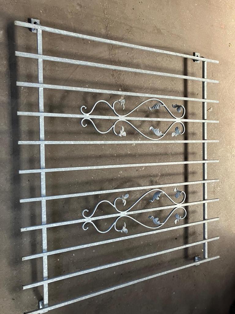 Grille protection fenêtre, Bricolage & Construction, Enlèvement, Comme neuf, Métal