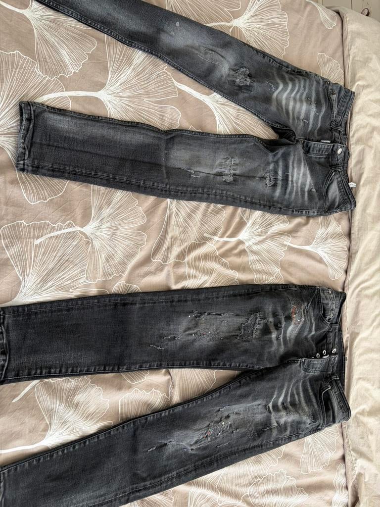 Mooie dsQuared broekjes mag weg voor goeie prijsje, Ophalen of Verzenden, Gedragen, Zwart, Overige jeansmaten