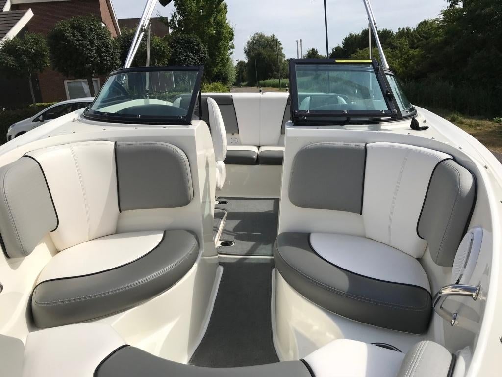 Motorboot Sea Ray 185 Sport, Watersport en Boten, Ophalen, Zo goed als nieuw, 6 meter of meer