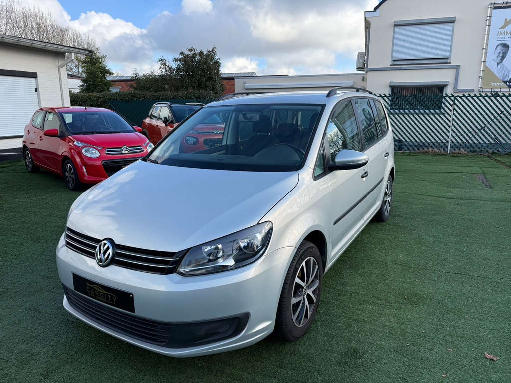 Volkswagen Touran Touran 1.6 TDI Trendline7PLGPSEURO5, Voorwielaandrijving, Euro 5, Gebruikt, Zwart