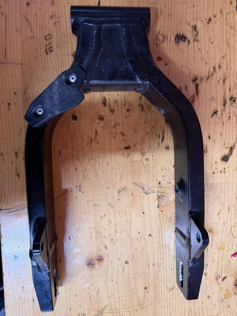 Achterbrug dax/monkey, Ophalen