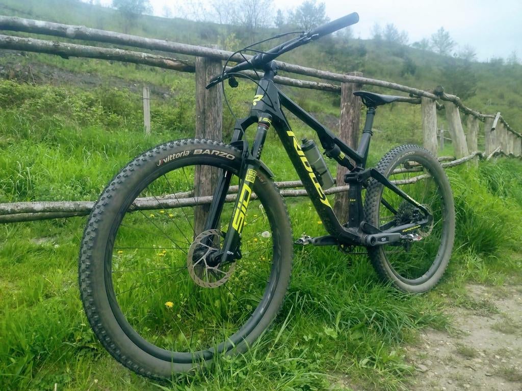 Carbon mtb wielset Forza Levanto XC. Achternaaf stuk., Ophalen