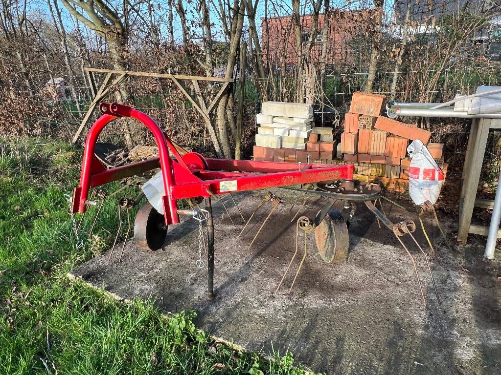 HOOI KEERDER, Dieren en Toebehoren