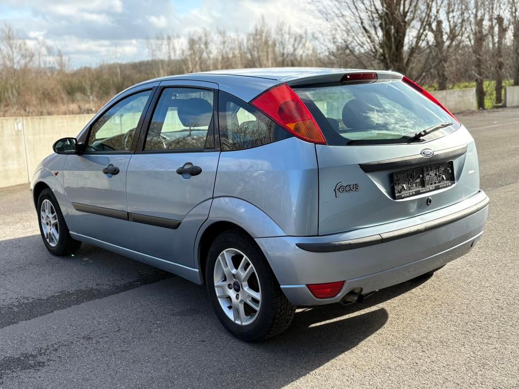 Ford Focus AUTOMAAT Benzine 2004 Airco, Autos, Focus, Achat, Entreprise, 5 portes