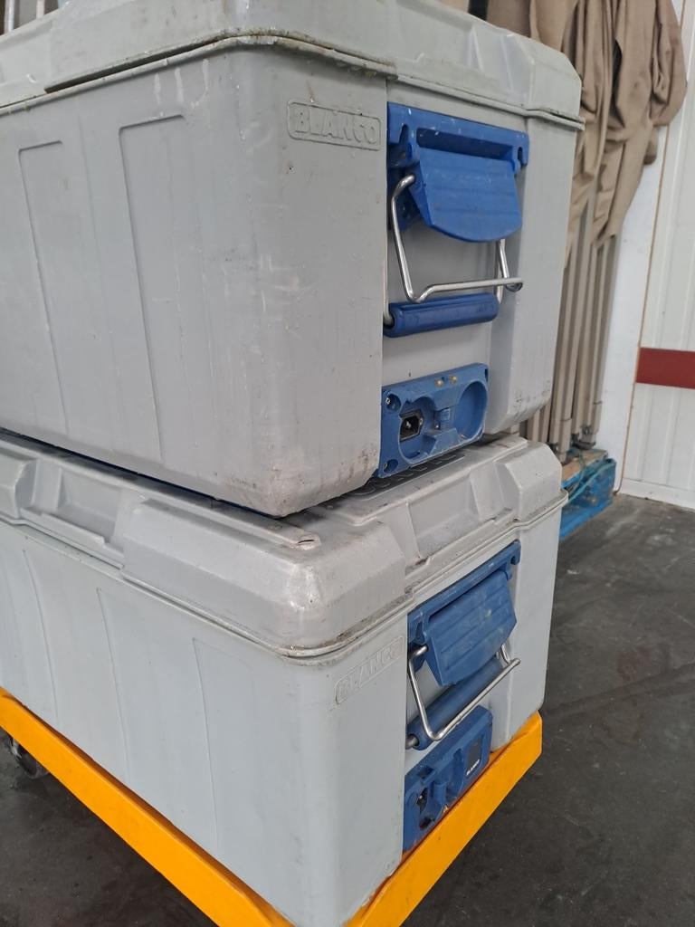 Warmhoudbakken, Ophalen