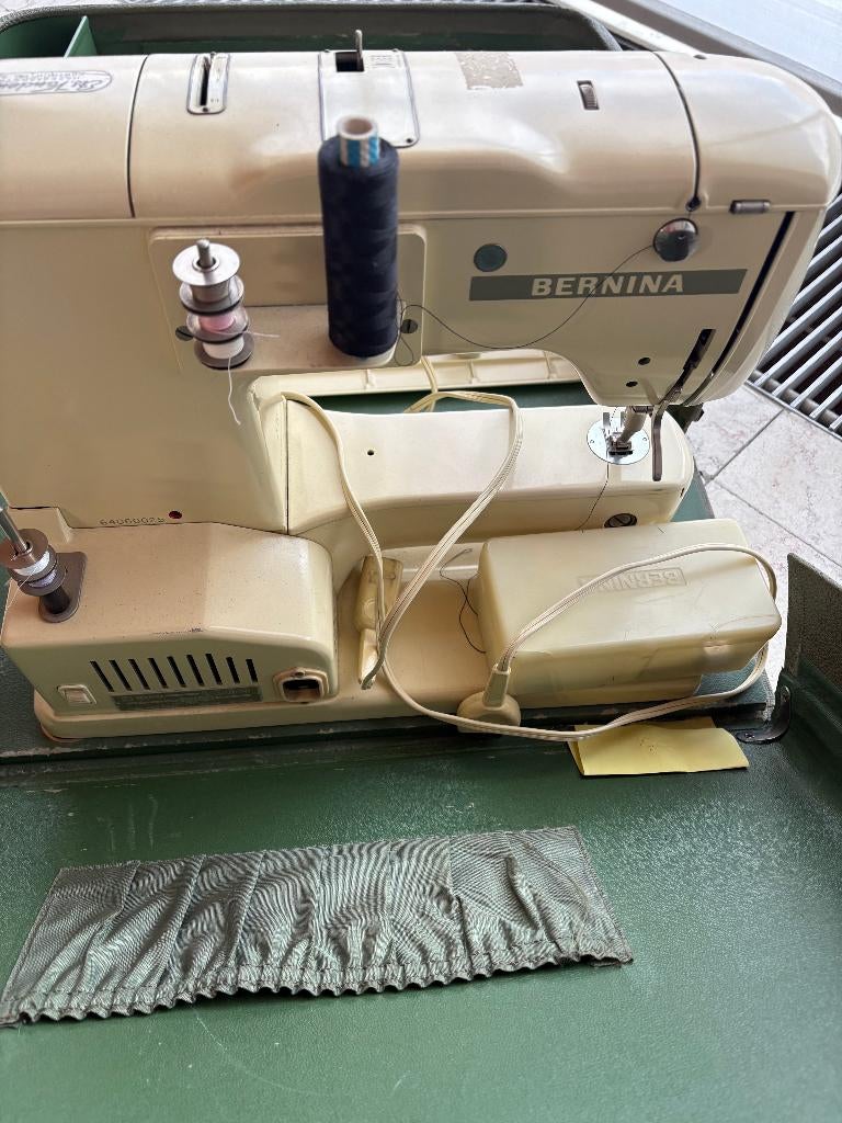 naaimachine, Hobby en Vrije tijd, Naaimachines en Toebehoren, Ophalen, Gebruikt, Naaimachine, Bernina