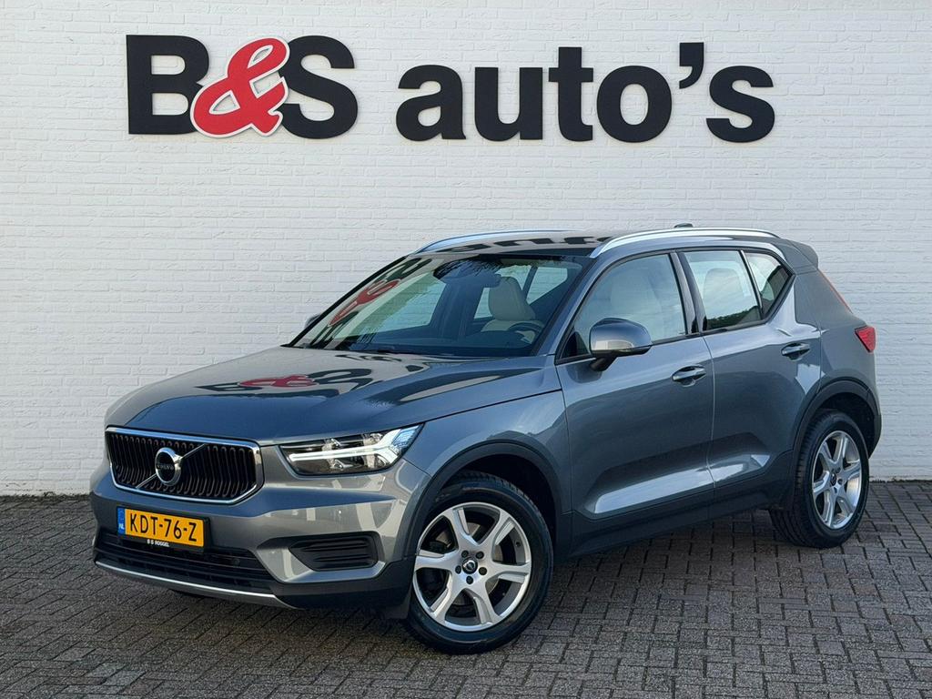 Volvo XC40 2.0 T4 Automaat Pdc Clima Cruise Trekhaak Led Dab, Auto's, Automaat, Bedrijf, Startonderbreker, Beige