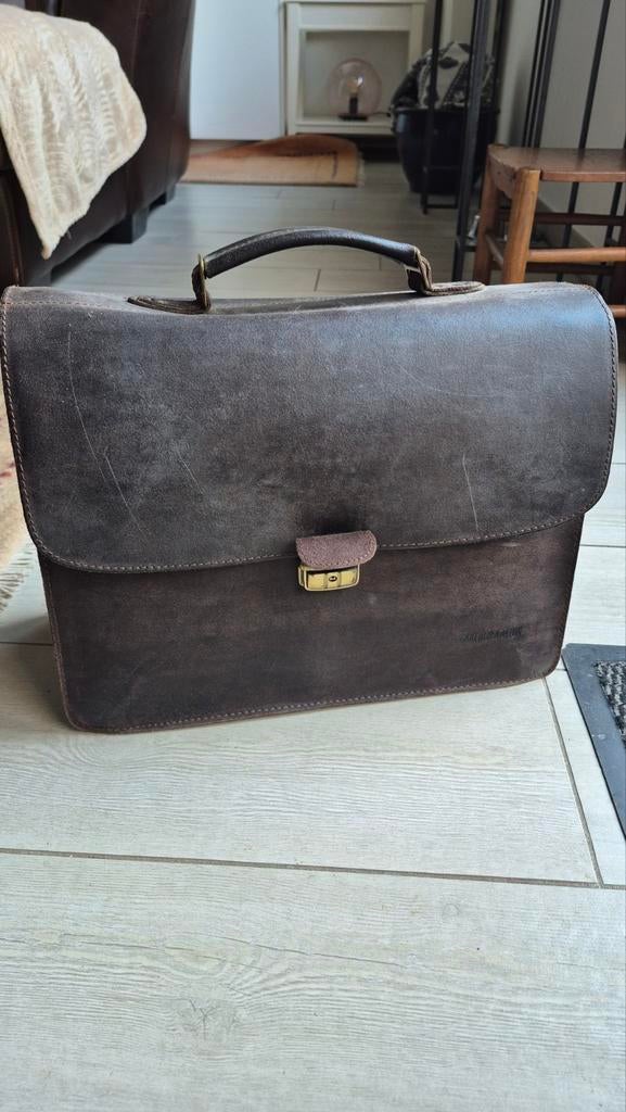 Malette cuir ARTHUR et ASTON, Bijoux, Sacs & Beauté, Sacs | Cartables, Cuir, 30 à 40 cm, 30 à 40 cm, Brun