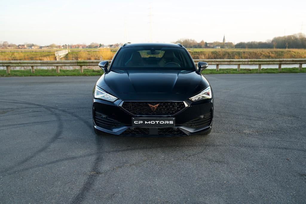 CUPRA LEON ST VZ | 245 PK | E-HYBRID | CARPLAY | TOP !, Autos, Cupra, 1395 cm³, 32 g/km, Euro 6, Entreprise
