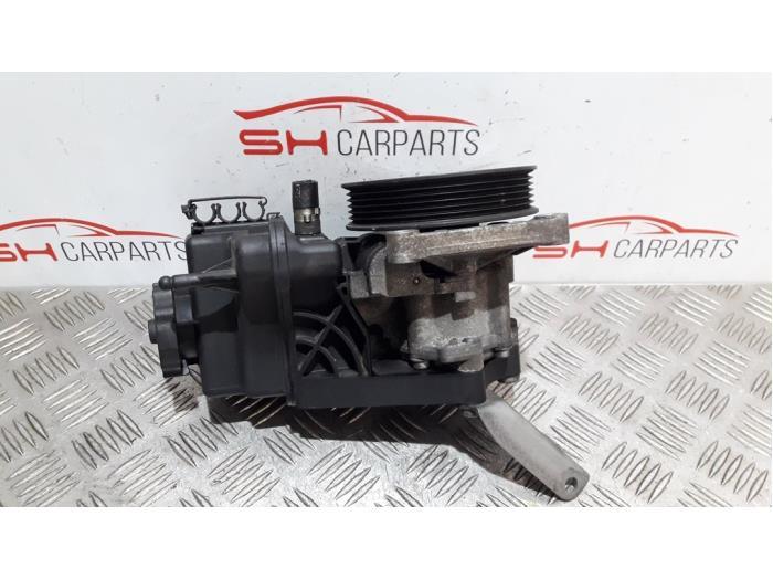 Pompe direction assistée d'un Mercedes E-Klasse, Autos : Pièces & Accessoires, 3 mois de garantie, Utilisé, -, -