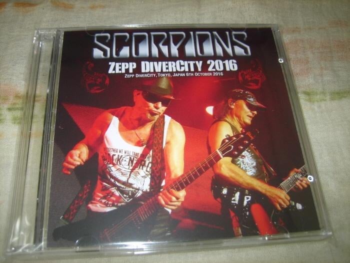 2 CD's - SCORPIONS - Live Zepp Divercity 2016, CD & DVD, Enlèvement ou Envoi, Neuf, dans son emballage