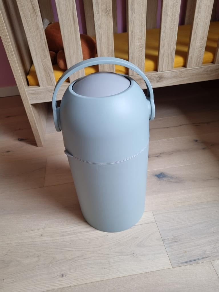 Luieremmer we too, Enlèvement, Poubelle à couches