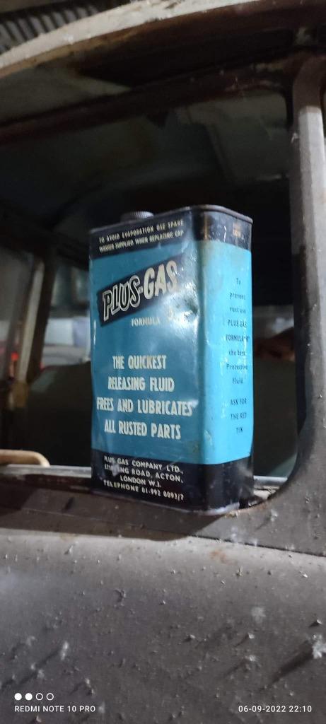 1 oude oliebidon plusgas, Verzamelen, Automerken, Motoren en Formule 1, Zo goed als nieuw, Auto's, Ophalen of Verzenden