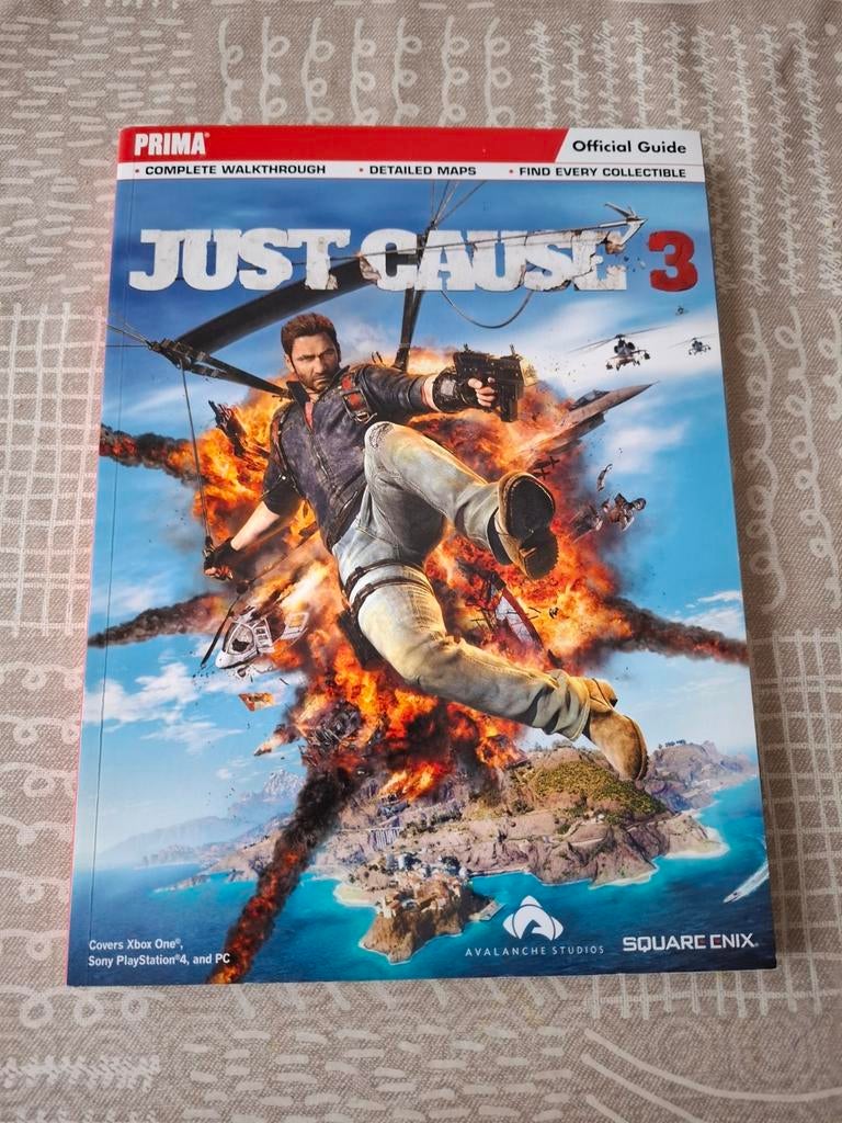 Just cause 3 officiele game guide! Collector item!, Ophalen of Verzenden, Zo goed als nieuw
