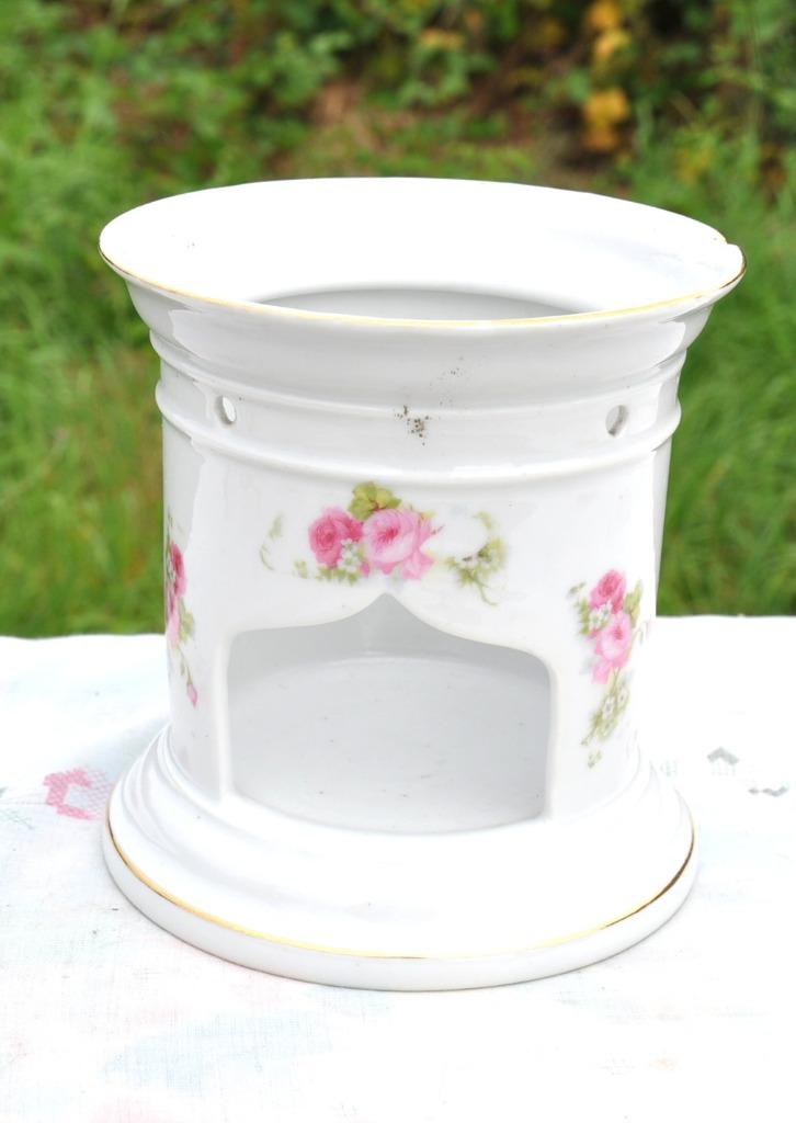ancien tient chaud de théière porcelaine petre  baudour, Enlèvement ou Envoi