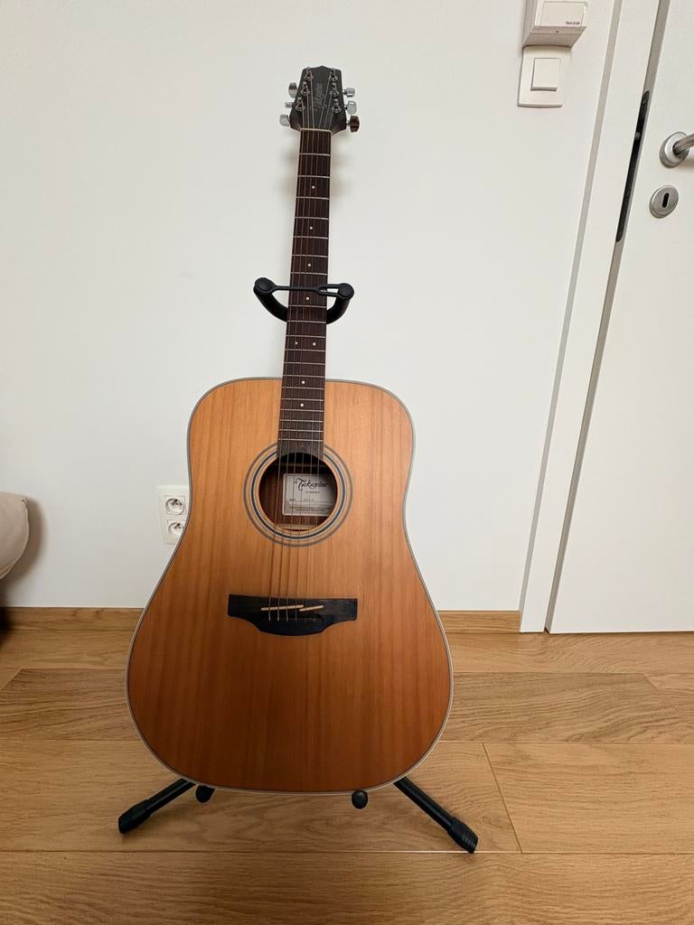 Zeer mooie gitaar, bijna nieuw, TAKAMINE, Ophalen of Verzenden, Zo goed als nieuw, Klassieke of Spaanse gitaar