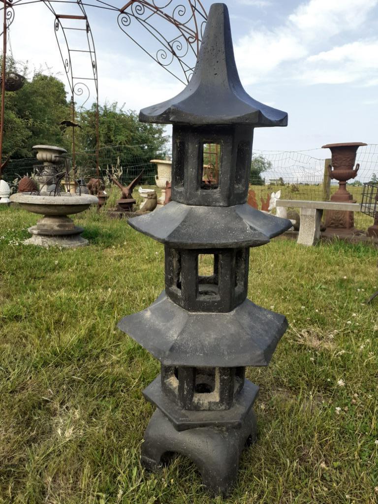 Superbe  pagode en pierre patinée, Jardin & Terrasse, Statues de jardin, Enlèvement, Neuf, Autres matériaux, Autres types