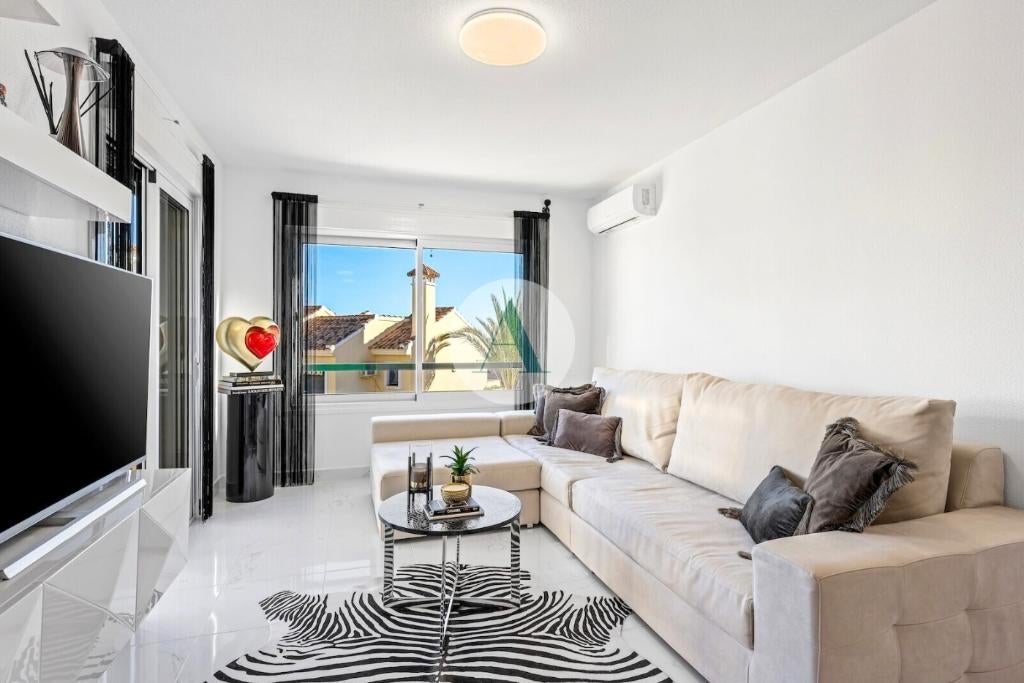 Gerenoveerd appartement met zeezicht in Lomas de Campoamor, Immo, Étranger, Espagne, Appartement, Autres