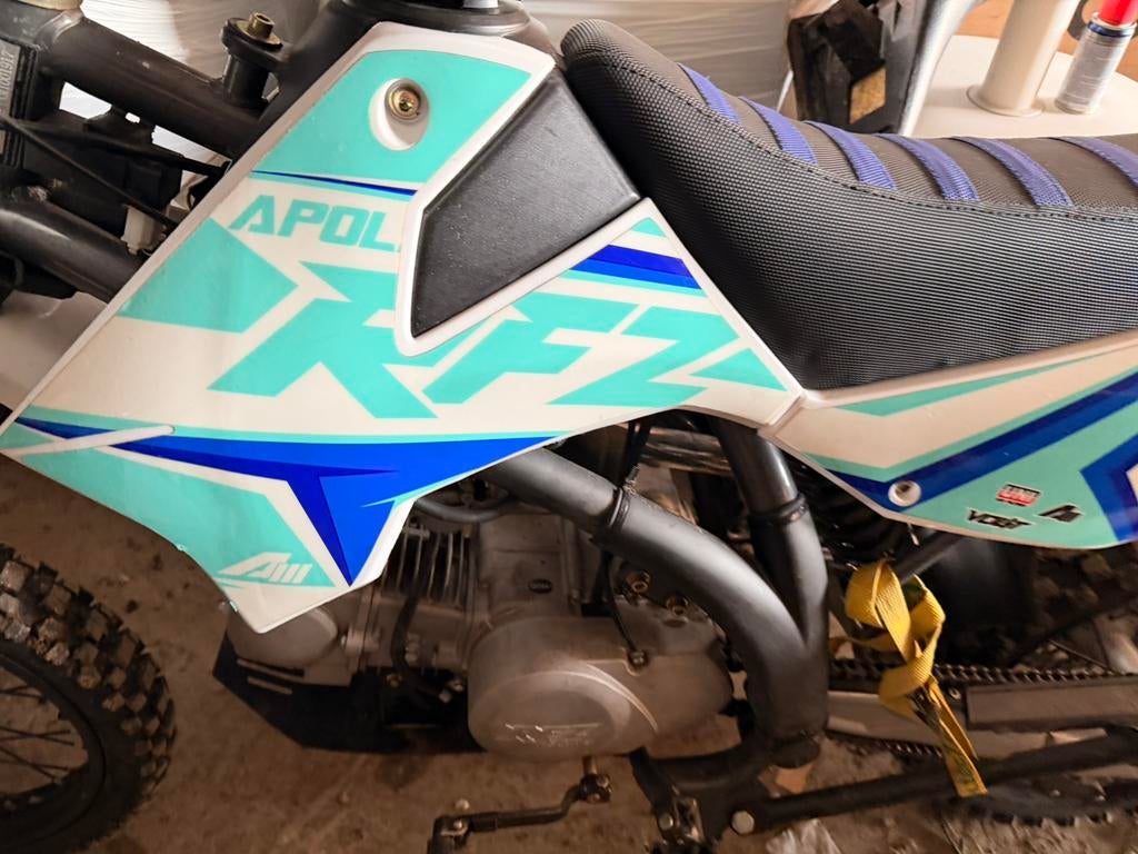 APOLLO RFZ125, 125 cc, Zo goed als nieuw, 5 versnellingen, Ophalen