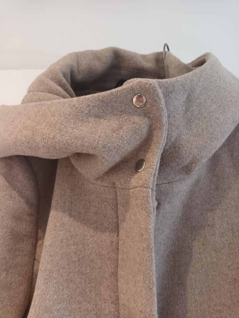 Halflange jas Small, Beige, Ophalen of Verzenden, Maat 36 (S), Studio Only